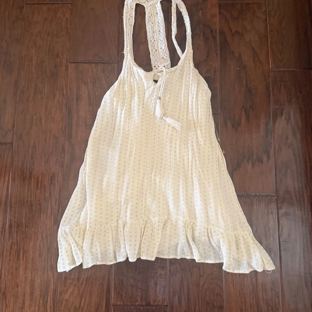Lulu’s Crochet Back Ivory Tank Top​​ - Picture 4 of 5